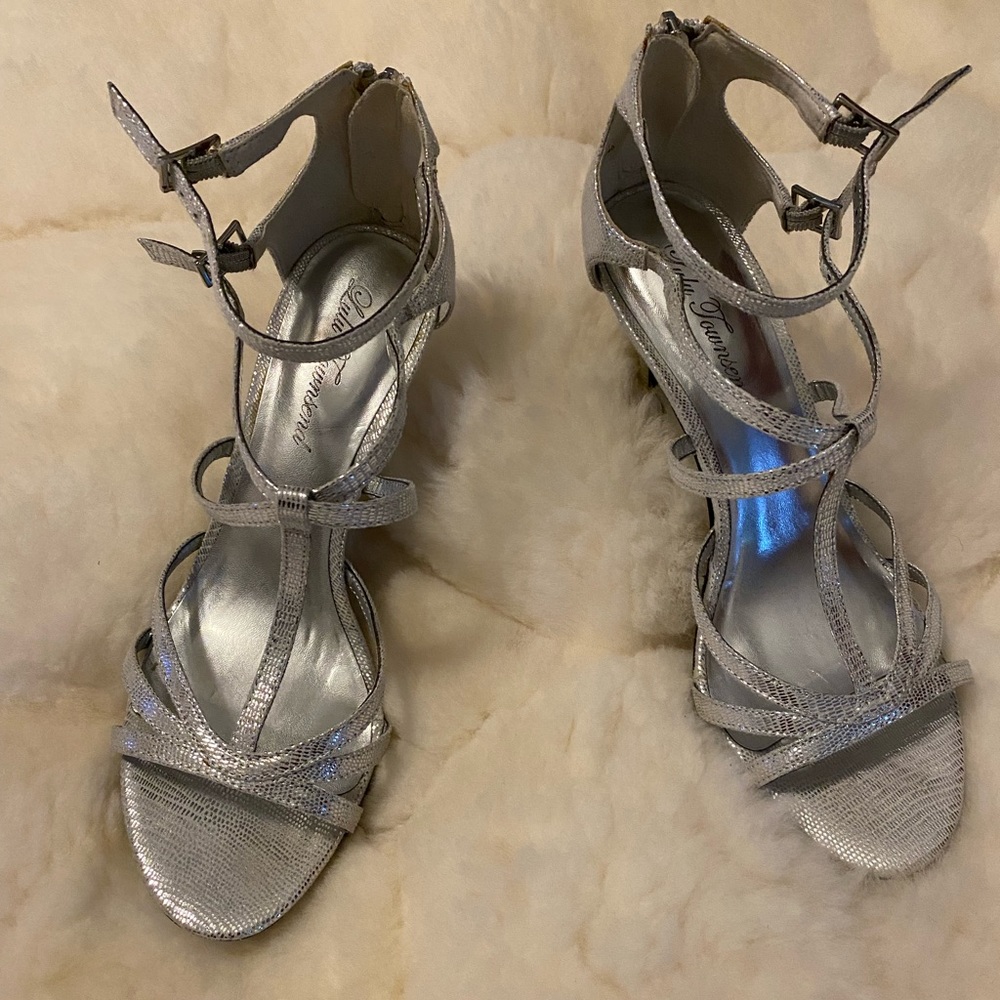 Lulu Townsend Natalie Silver Sandals